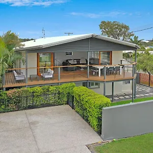  Holiday home 1 Rowell Street Battery Hill Qld Australia